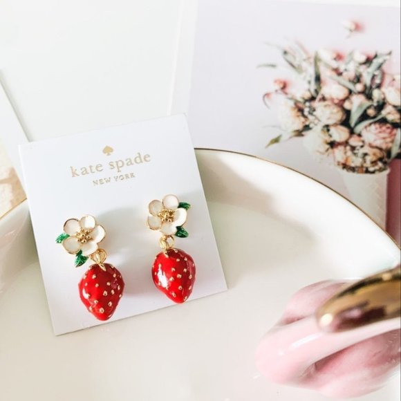 Kate Spade Picnic Perfect Strawberry Earrings (Includes Dust Bag) (NEW) - Picture 5 of 12